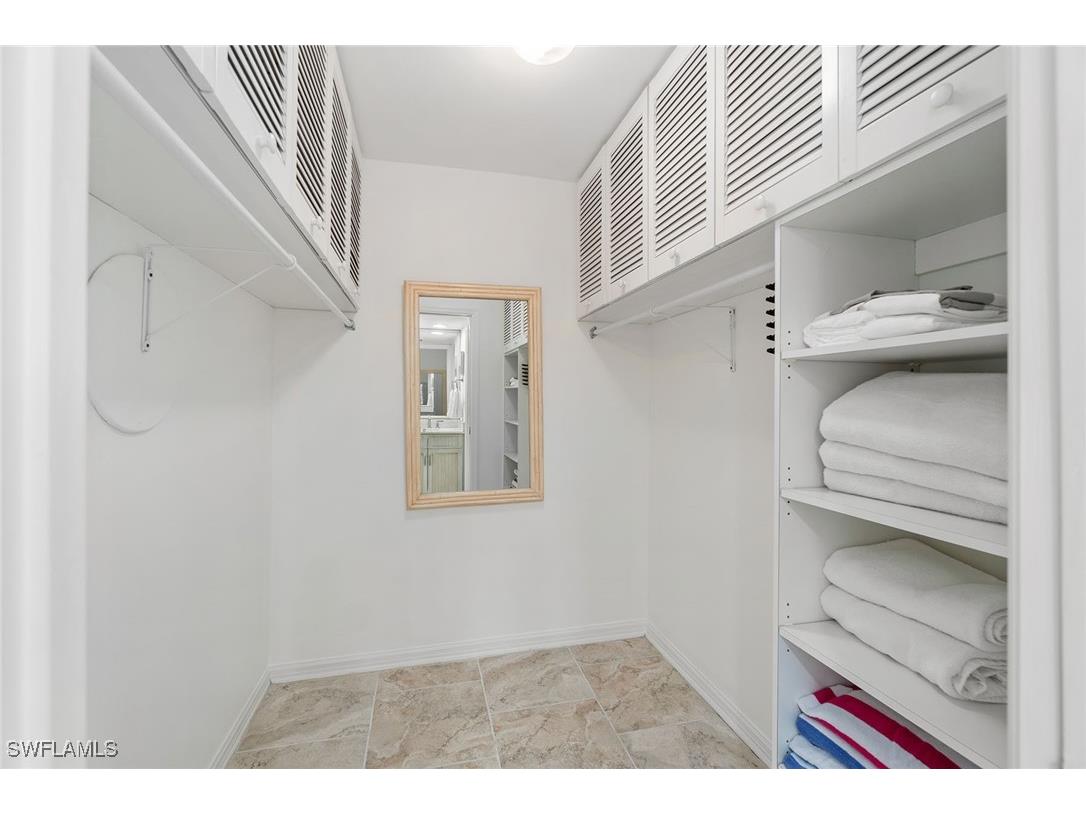 3430 Gulf Shore Boulevard N #4I Naples FL 34103 225039193 image43