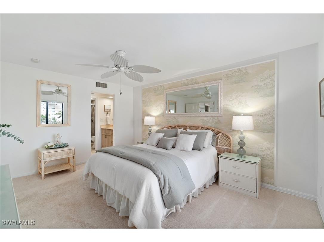 3430 Gulf Shore Boulevard N #4I Naples FL 34103 225039193 image44