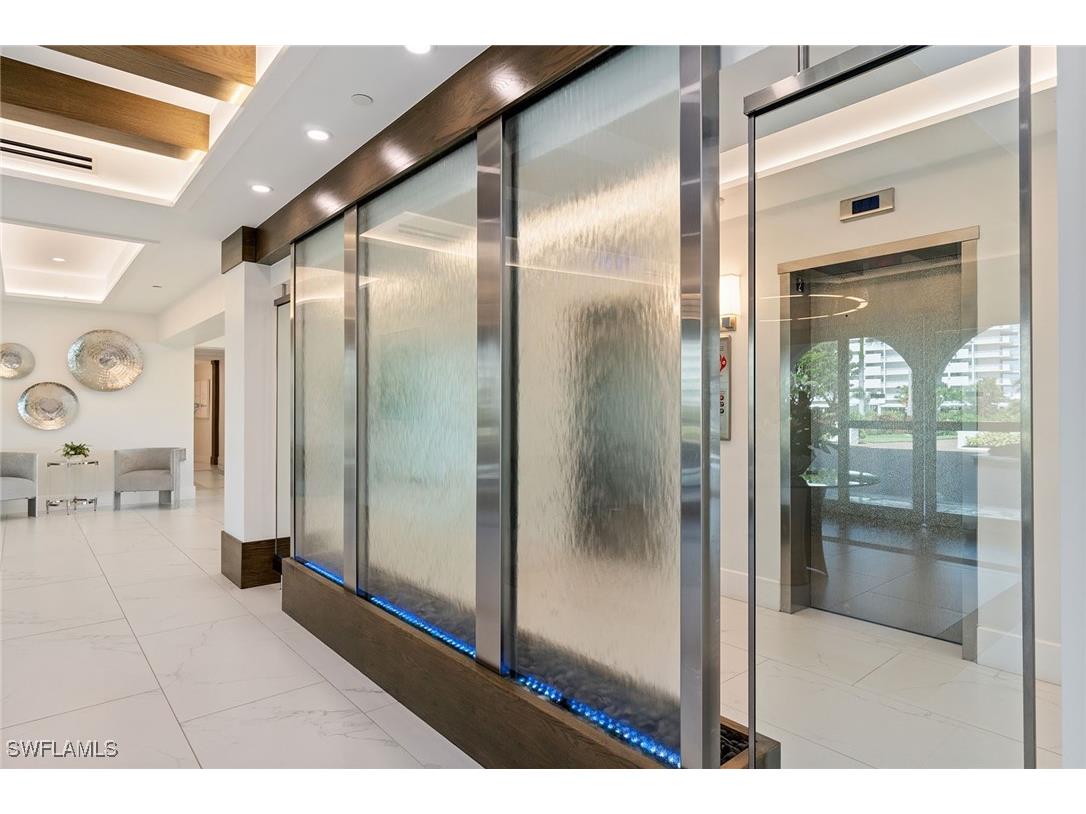 3430 Gulf Shore Boulevard N #4I Naples FL 34103 225039193 image8