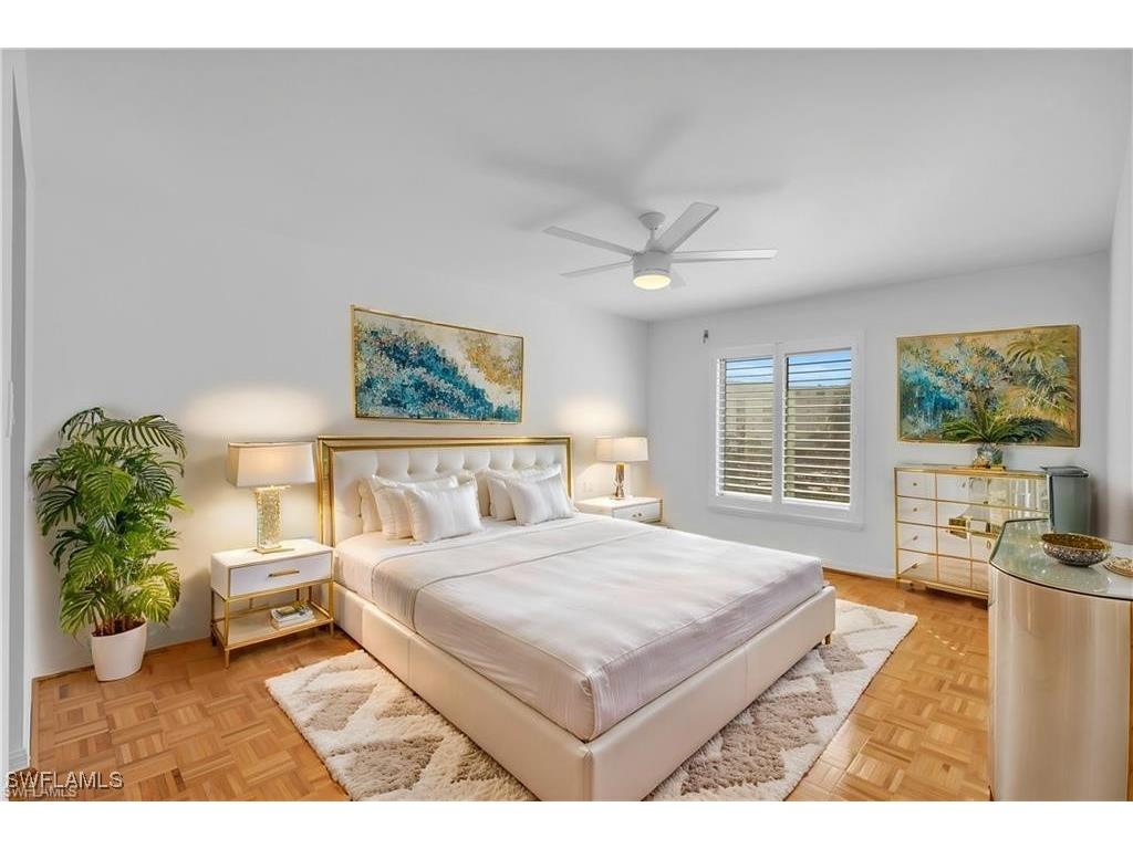 3430 Gulf Shore Boulevard N #4J Naples FL 34103 225063353 image12