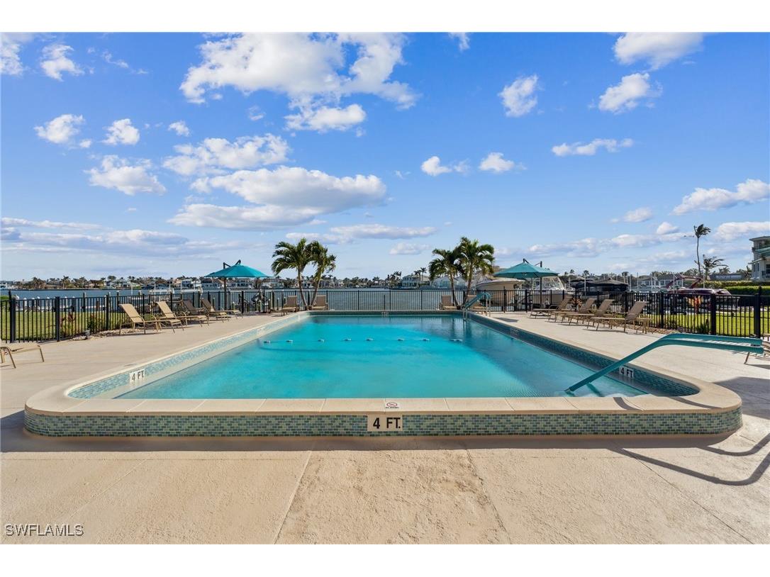 3430 Gulf Shore Boulevard N #4J Naples FL 34103 225063353 image24