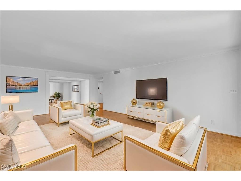 3430 Gulf Shore Boulevard N #4J Naples FL 34103 225063353 image5