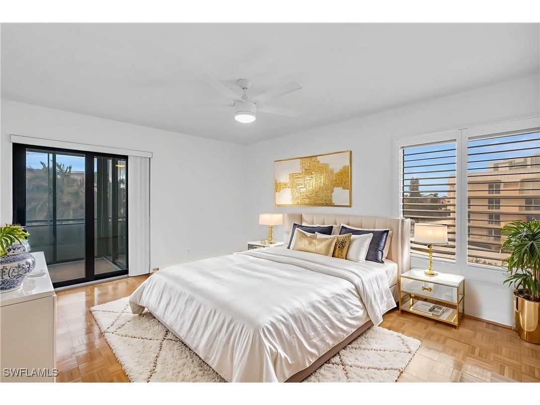 3430 Gulf Shore Boulevard N #4J Naples FL 34103 225063353 image8