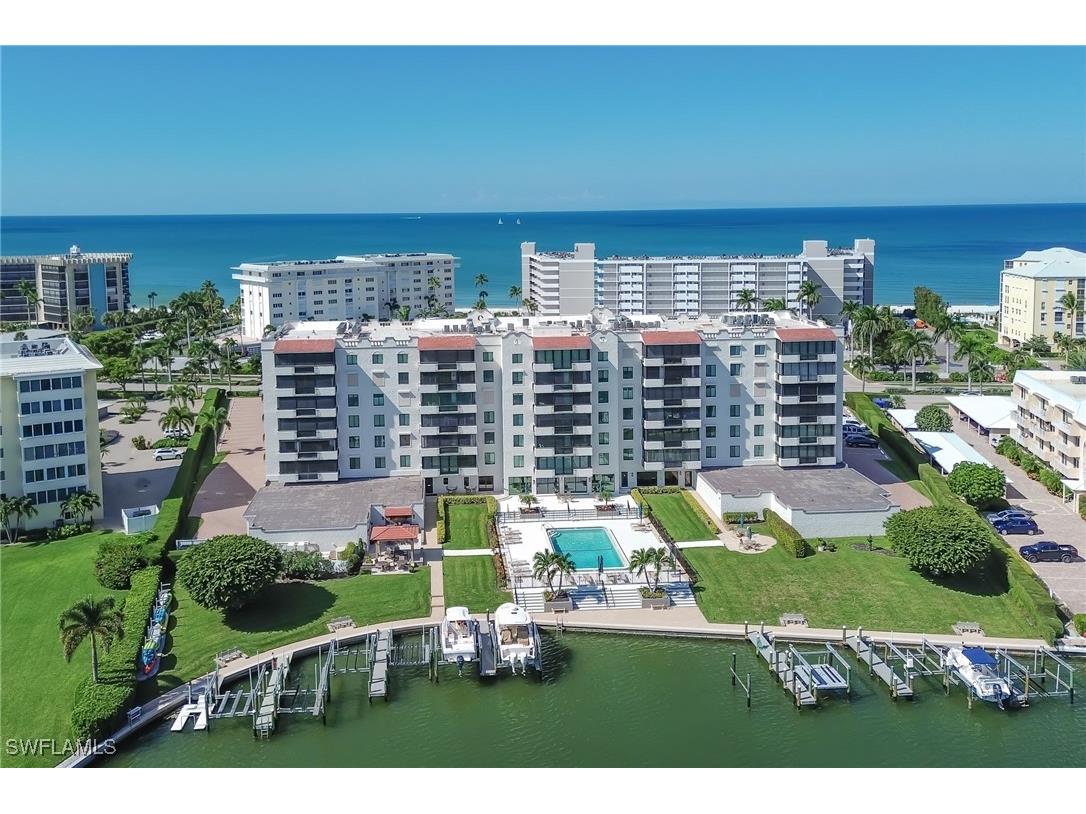 3430 Gulf Shore Boulevard N #5C Naples FL 34103 225078252 image1