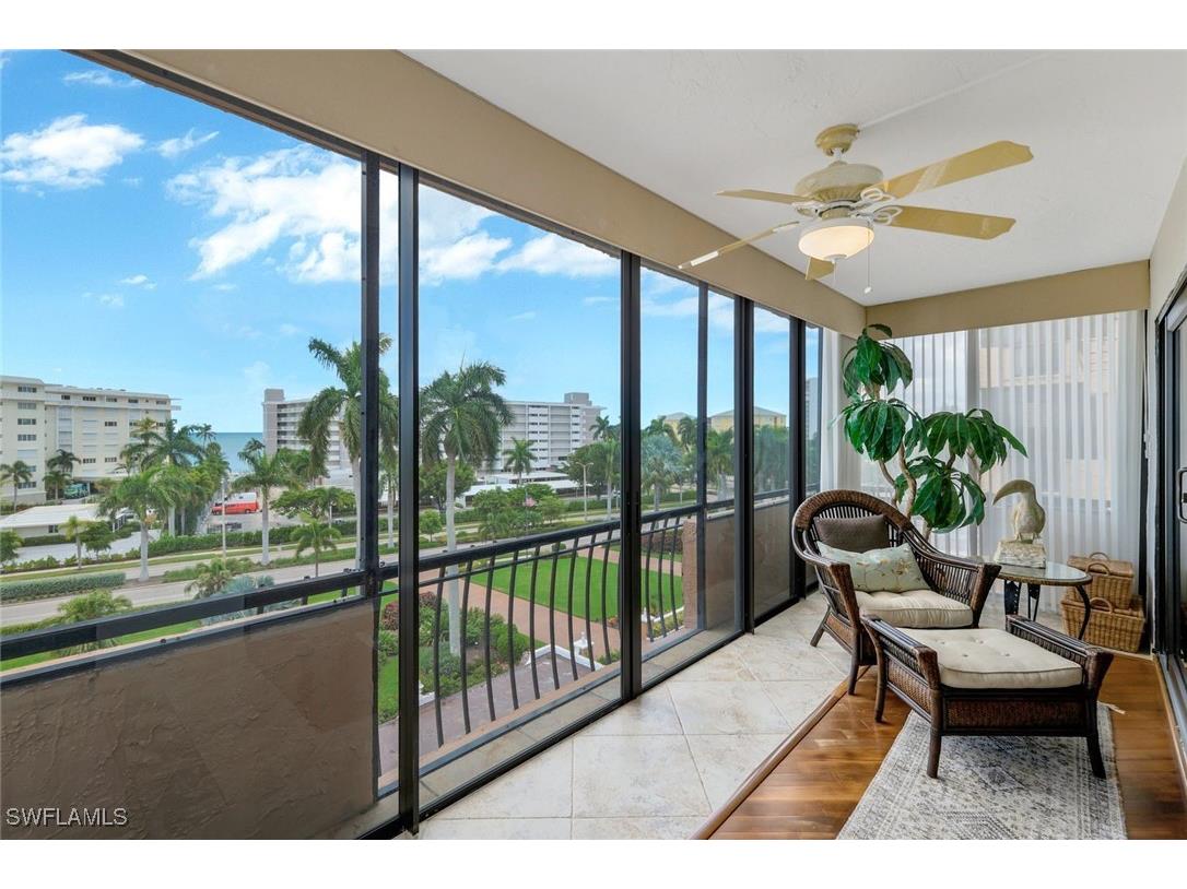 3430 Gulf Shore Boulevard N #5F Naples FL 34103 224063690 image1