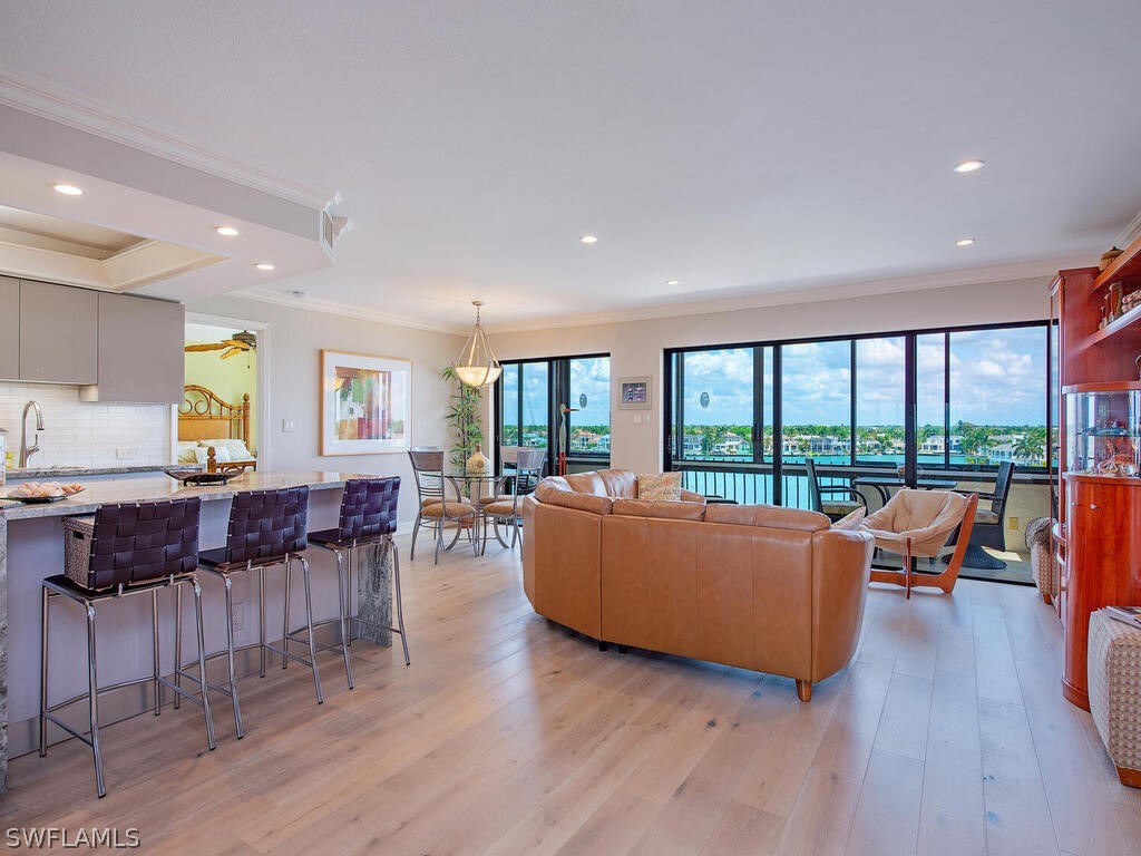 3430 Gulf Shore Boulevard N #6C Naples FL 34103 226011177 image4