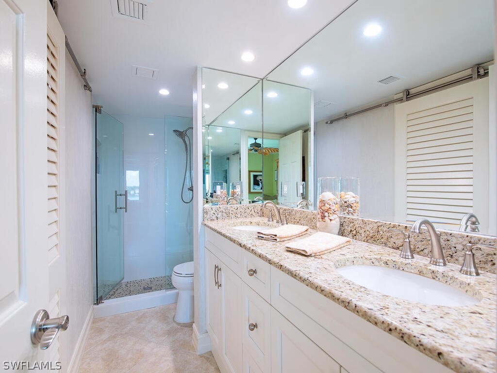 3430 Gulf Shore Boulevard N #6C Naples FL 34103 226011177 image9