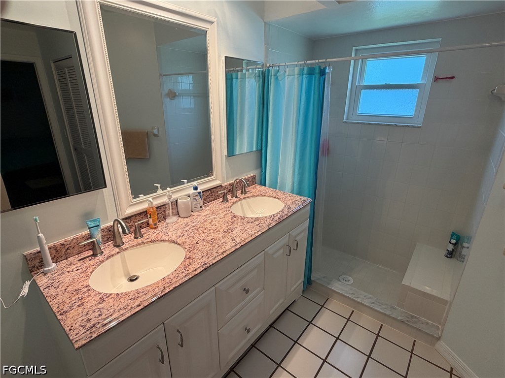 3431 Clubview Drive North Fort Myers FL 33917 2026014842 image11