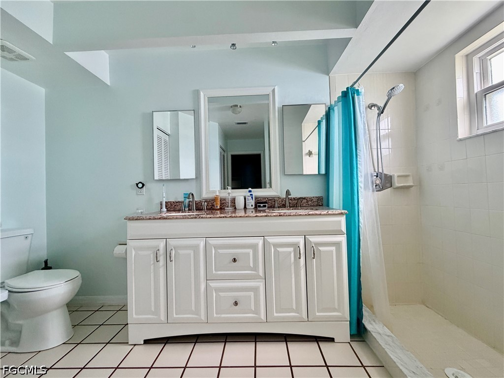 3431 Clubview Drive North Fort Myers FL 33917 2026014842 image12