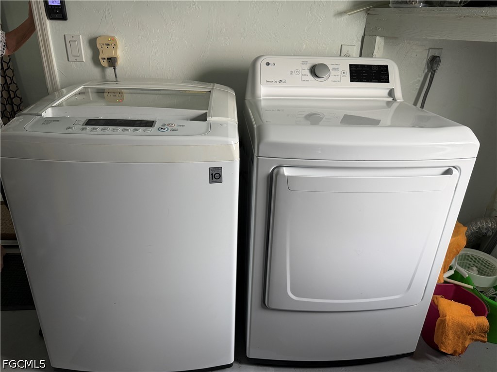 3431 Clubview Drive North Fort Myers FL 33917 2026014842 image18