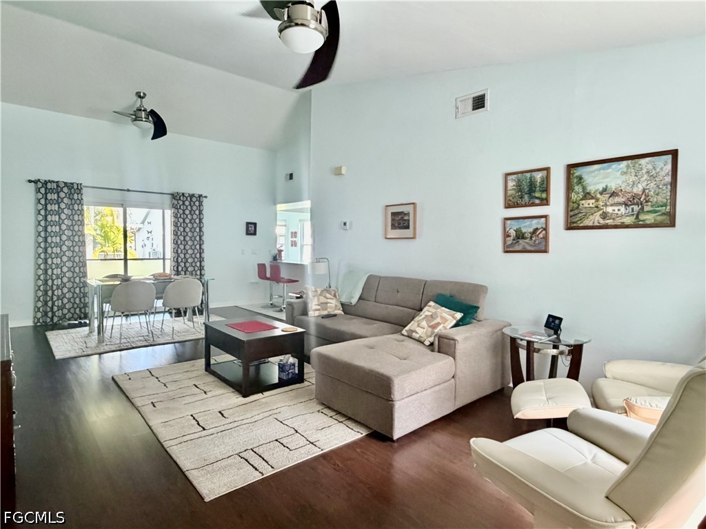 3431 Clubview Drive North Fort Myers FL 33917 2026014842 image3