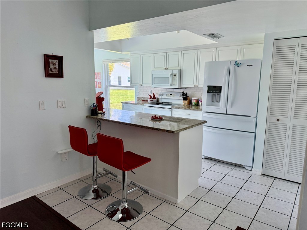 3431 Clubview Drive North Fort Myers FL 33917 2026014842 image5