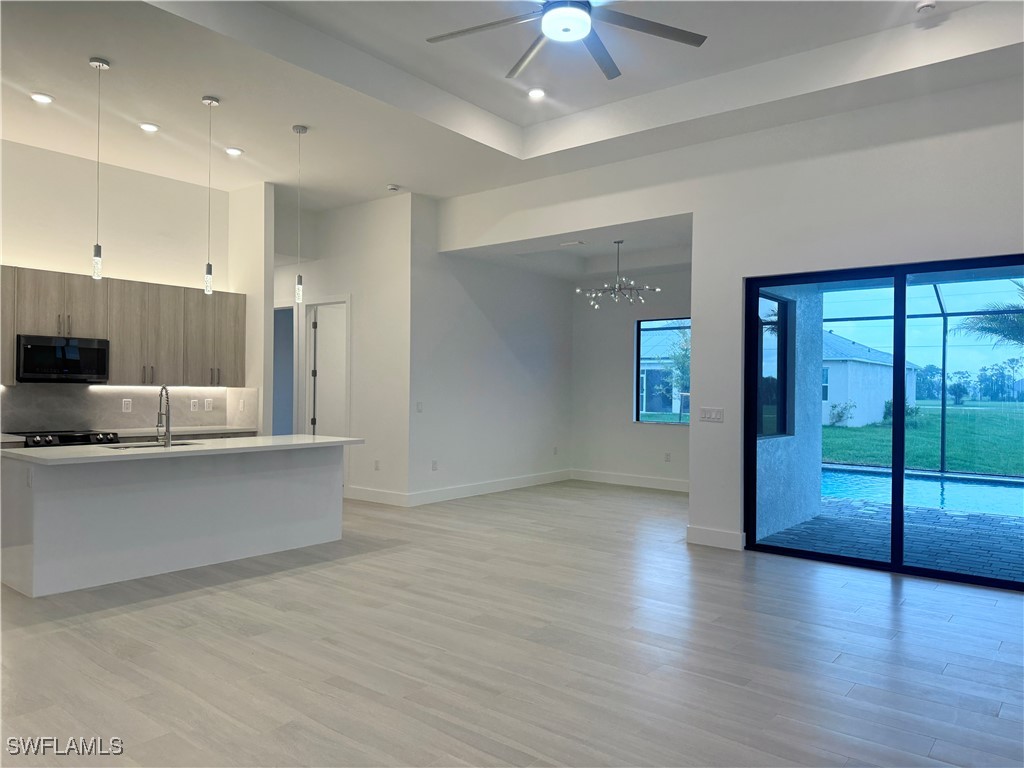 3431 Gulfstream Parkway Cape Coral FL 33993 224076589 image1