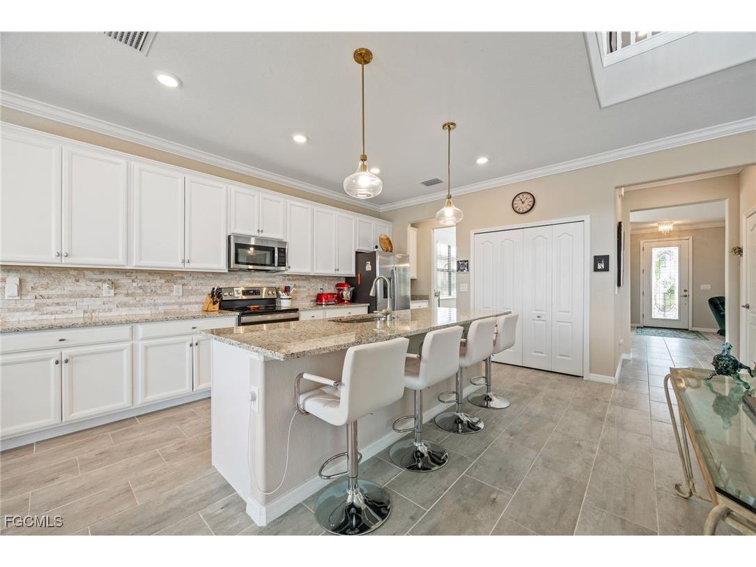 3432 Murcia Court Fort Myers FL 33905 2025023367 image15