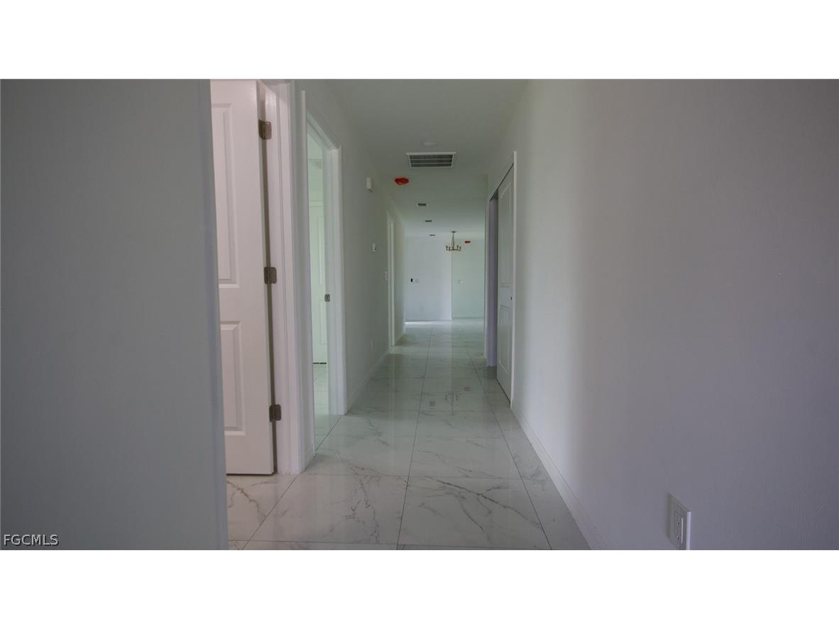 3433 Jeffcott Street Fort Myers FL 33916 2026013619 image9
