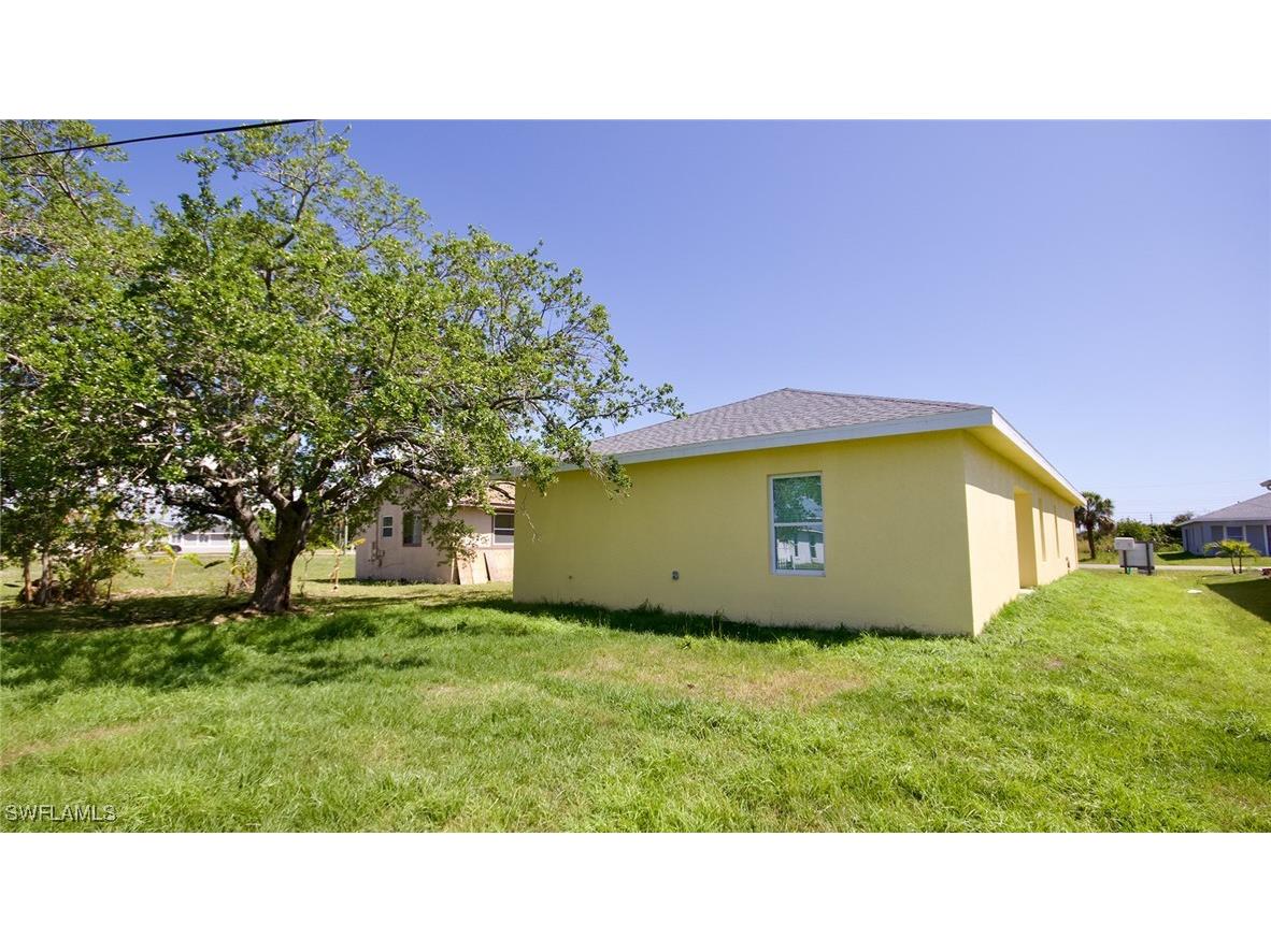 3433 Jeffcott Street Fort Myers FL 33916 224080186 image5