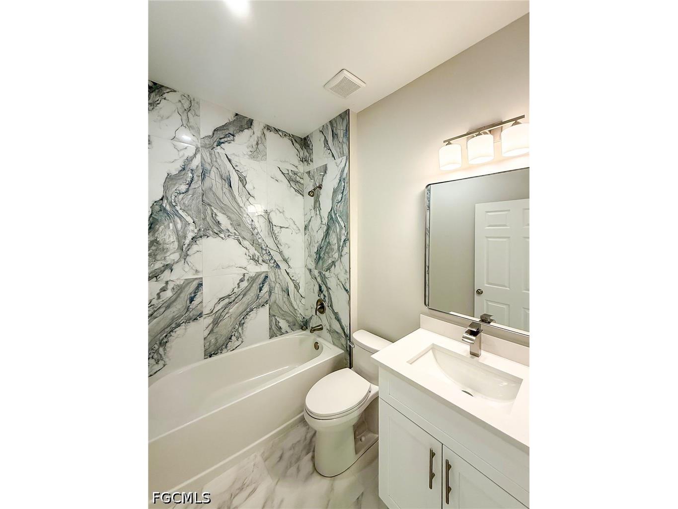 3433 NE 14th Place Cape Coral FL 33909 2026028323 image21