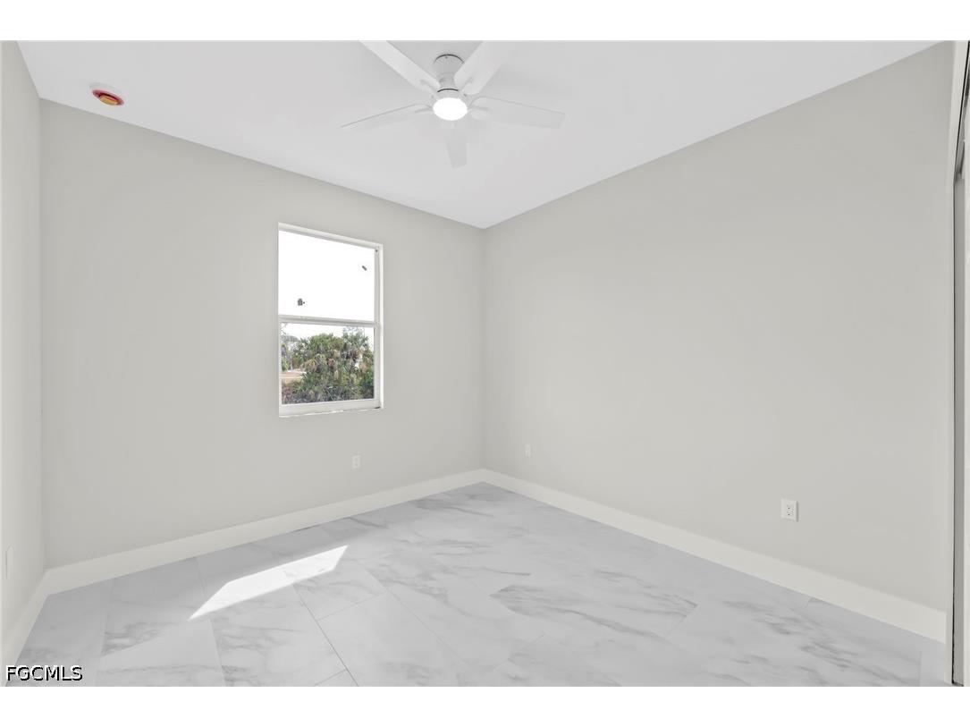3433 NE 14th Place Cape Coral FL 33909 2026028323 image25