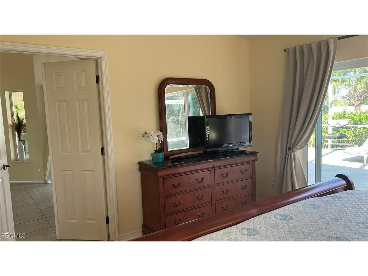 3433 SW 7th Lane Cape Coral FL 33991 2025019030 image20