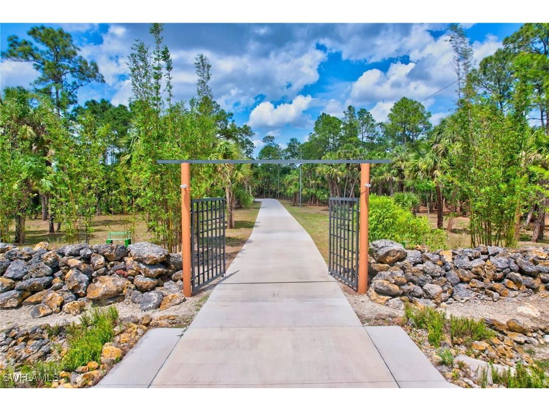 3435 40th Avenue SE Naples FL 34117 225031787 image1