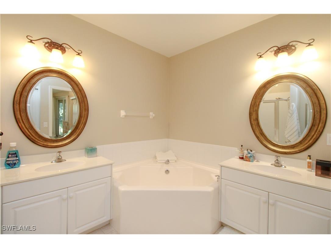 3435 Laurel Greens Lane S #201 Naples FL 34119 225081129 image43