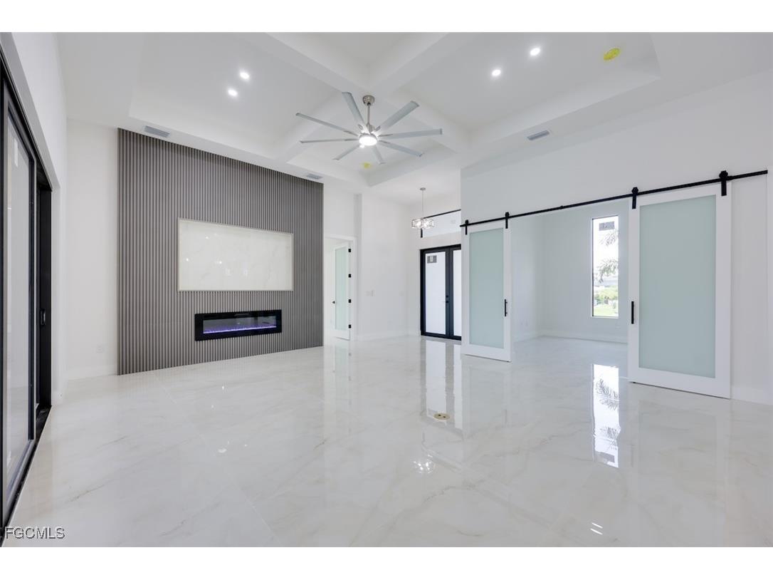 3436 SW 8th Street Cape Coral FL 33991 2025002336 image11