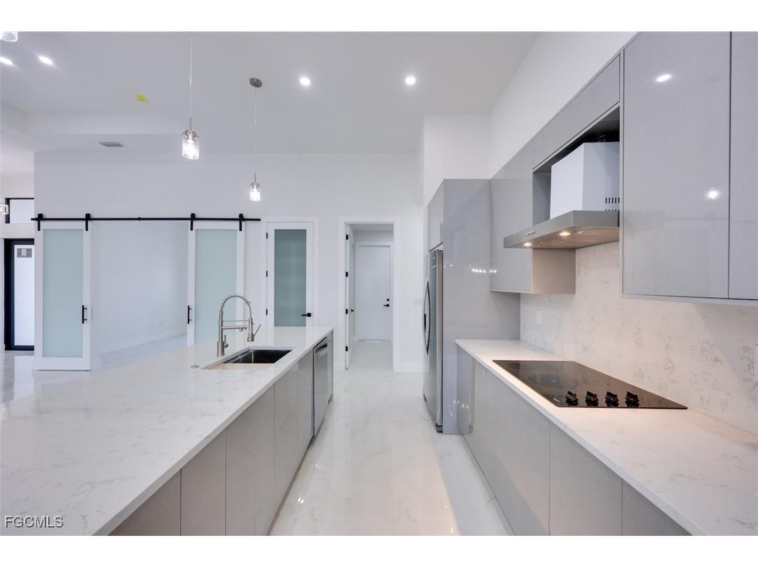 3436 SW 8th Street Cape Coral FL 33991 2025002336 image17