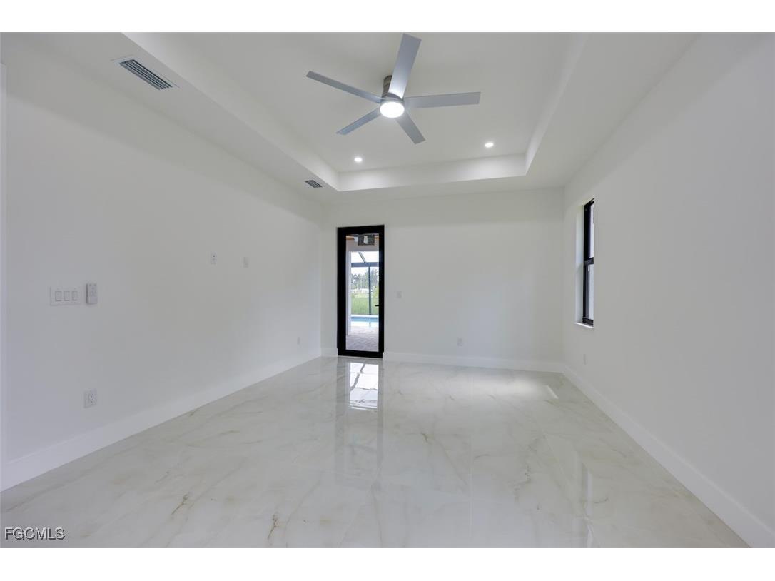 3436 SW 8th Street Cape Coral FL 33991 2025002336 image21