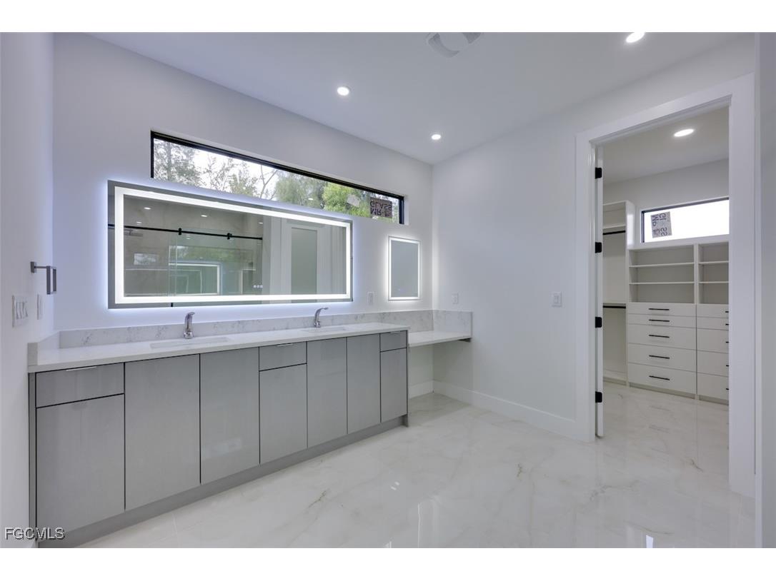 3436 SW 8th Street Cape Coral FL 33991 2025002336 image22