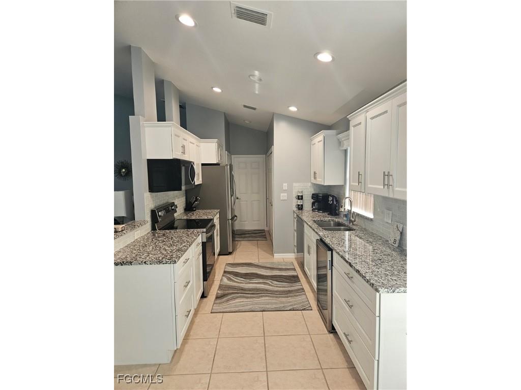 3436 Sabal Springs Boulevard North Fort Myers FL 33917 2025017133 image6