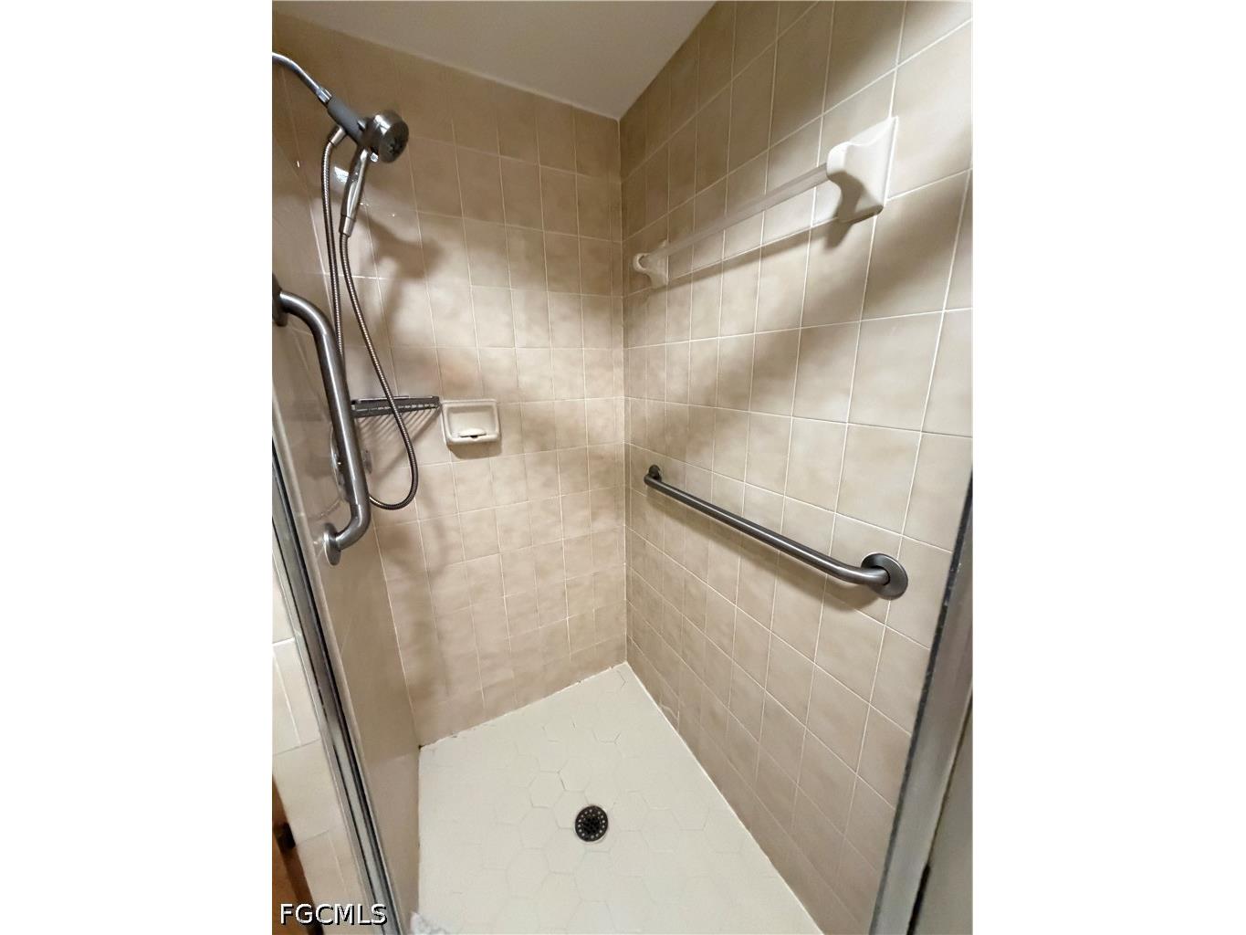 3437 Clubview Drive North Fort Myers FL 33917 2026027429 image12
