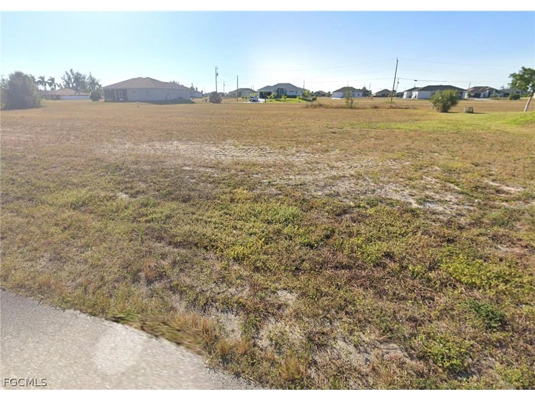 3438 NW 44th Place Cape Coral FL 33993 2026006675 image1