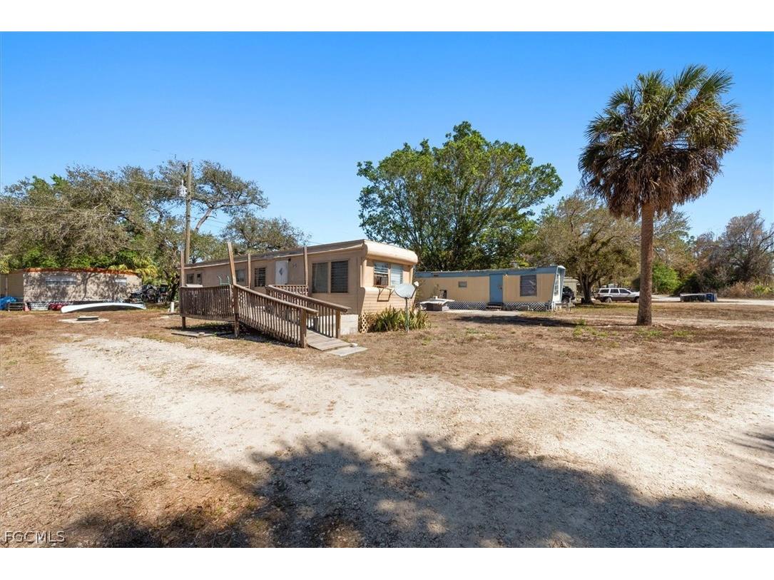 344-380 San Jose Street North Fort Myers FL 33903 2026009467 image17