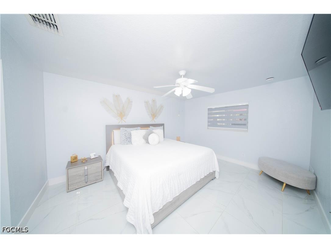 344 NE 10th Street Cape Coral FL 33909 2026017293 image10