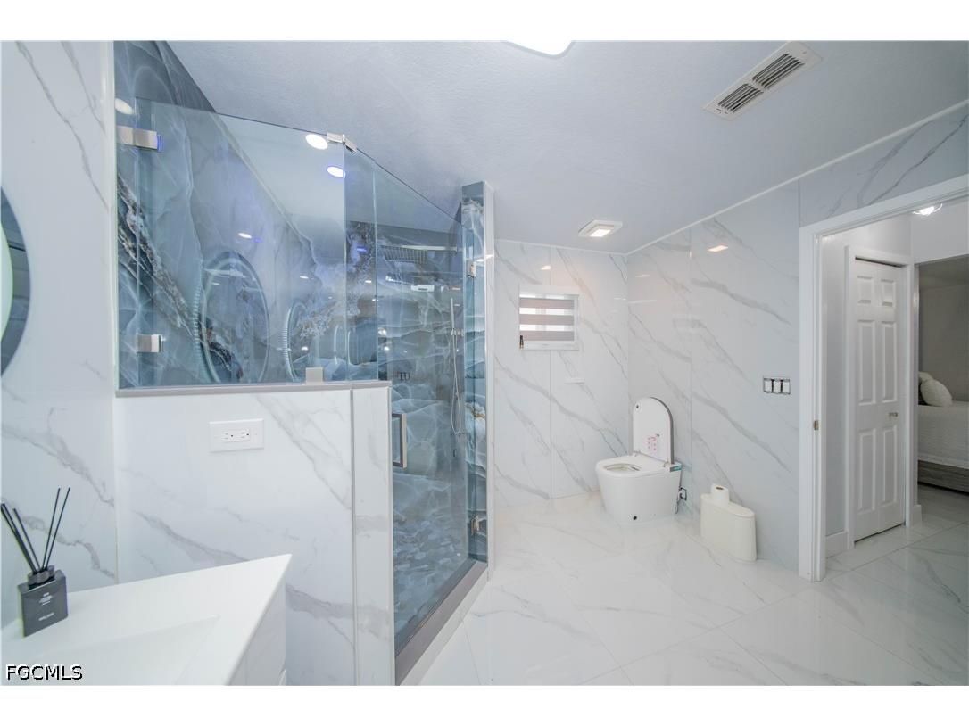 344 NE 10th Street Cape Coral FL 33909 2026017293 image15