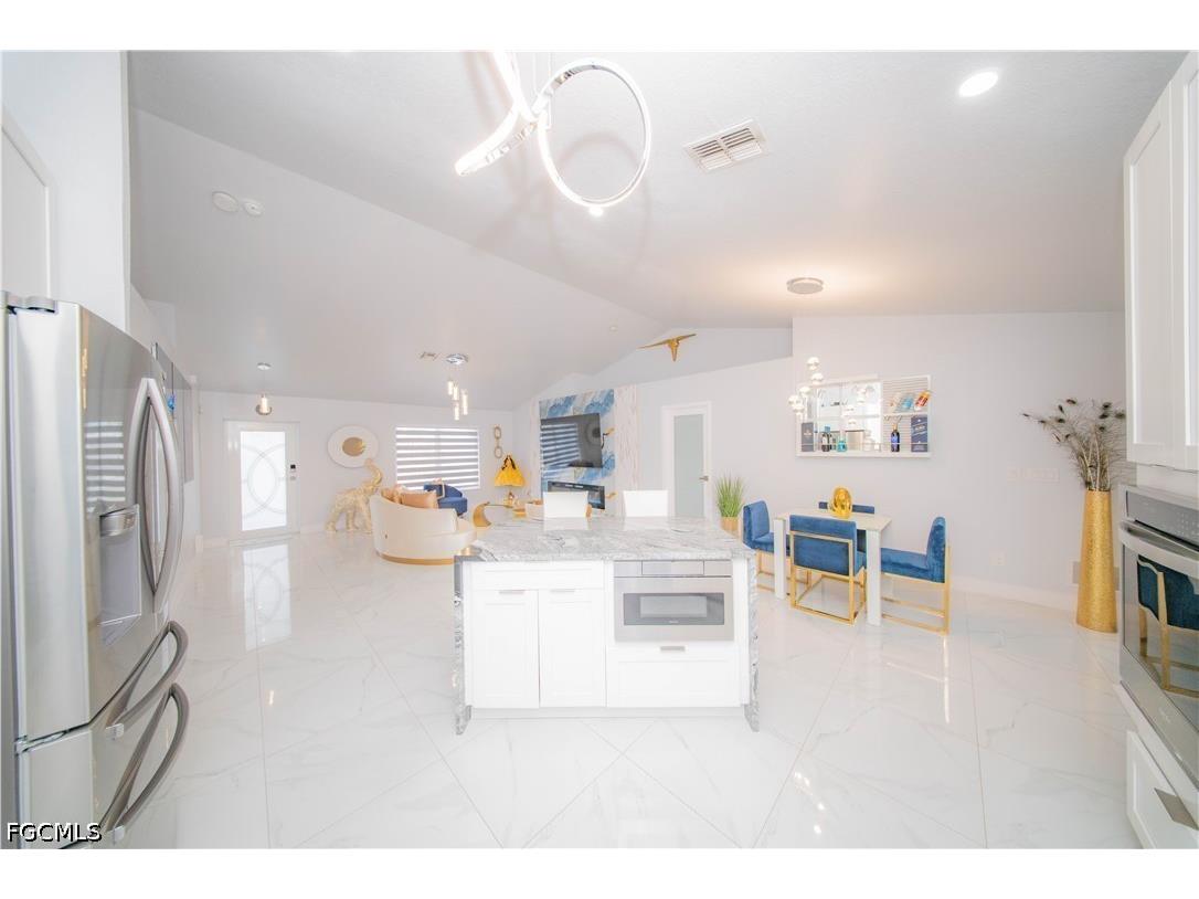 344 NE 10th Street Cape Coral FL 33909 2026017293 image7
