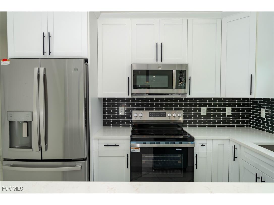 344 Nathan Avenue Lehigh Acres FL 33972 2025010856 image5