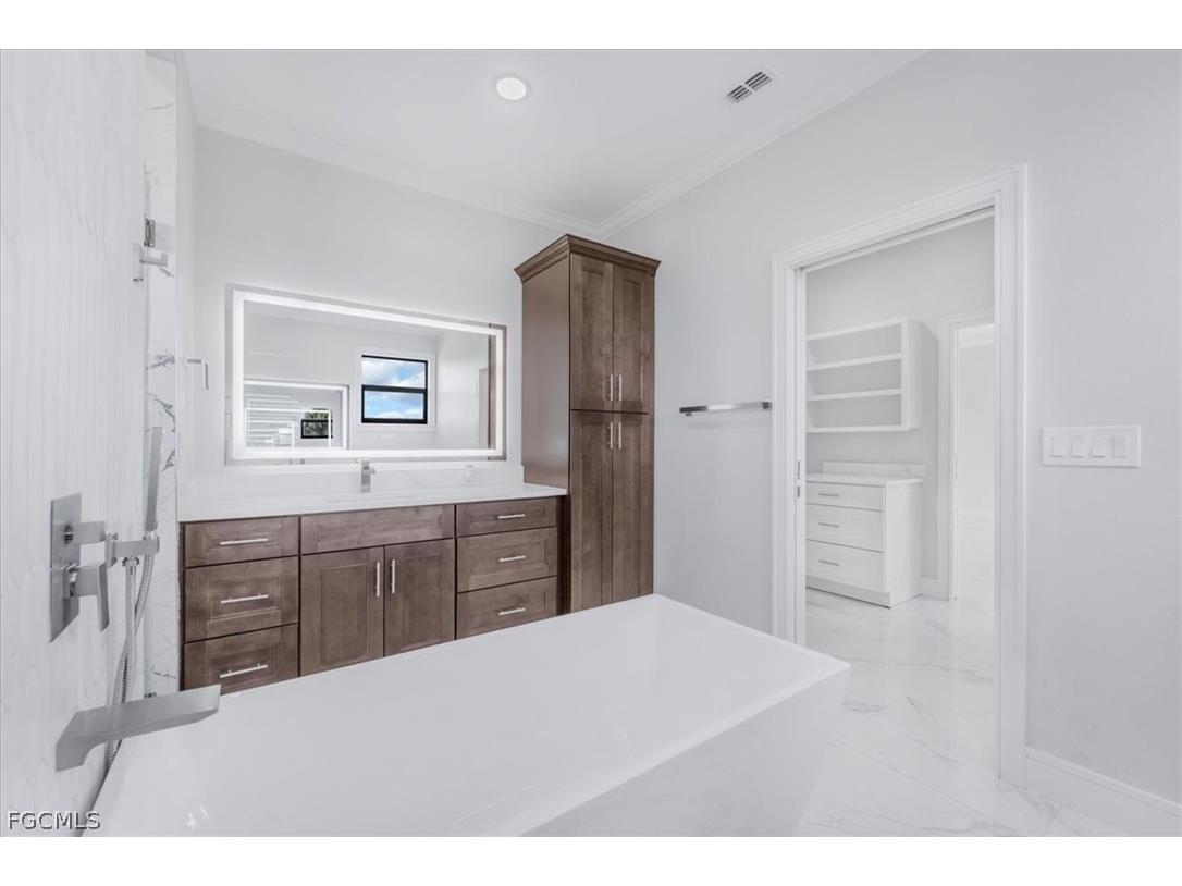 344 Parkman Avenue Lehigh Acres FL 33974 2026012263 image6