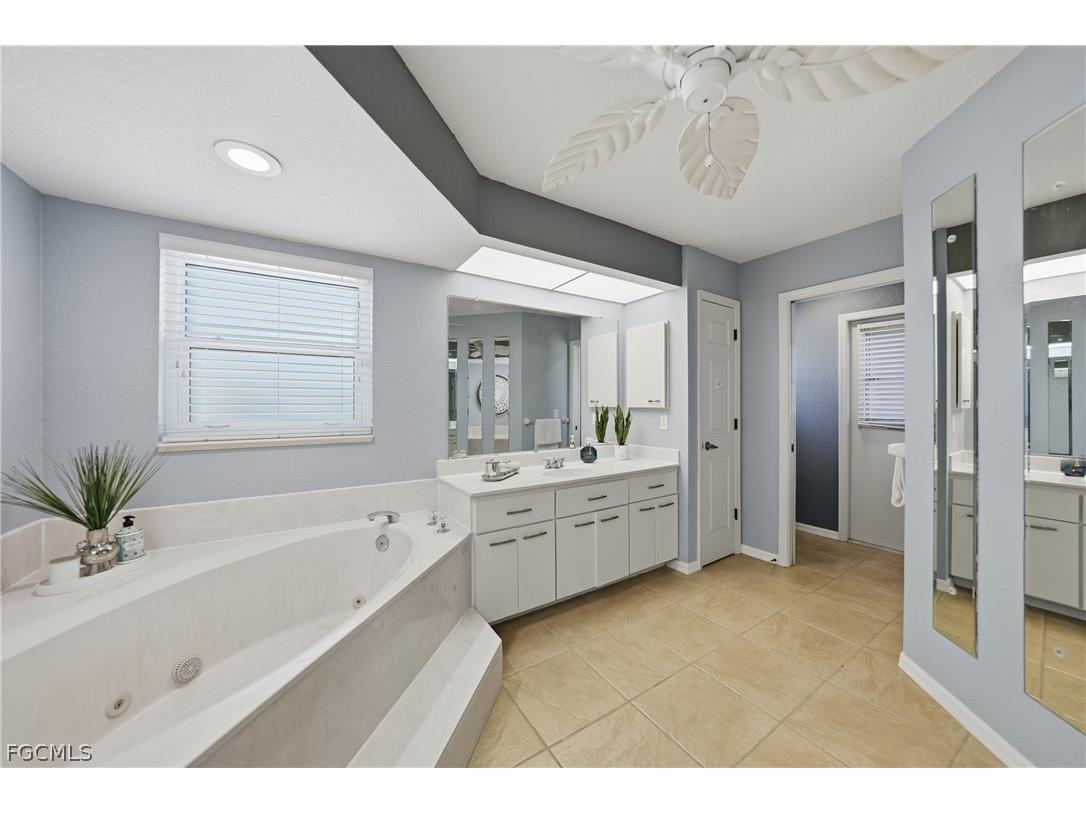 344 San Cristobal Avenue Punta Gorda FL 33983 2026006258 image22