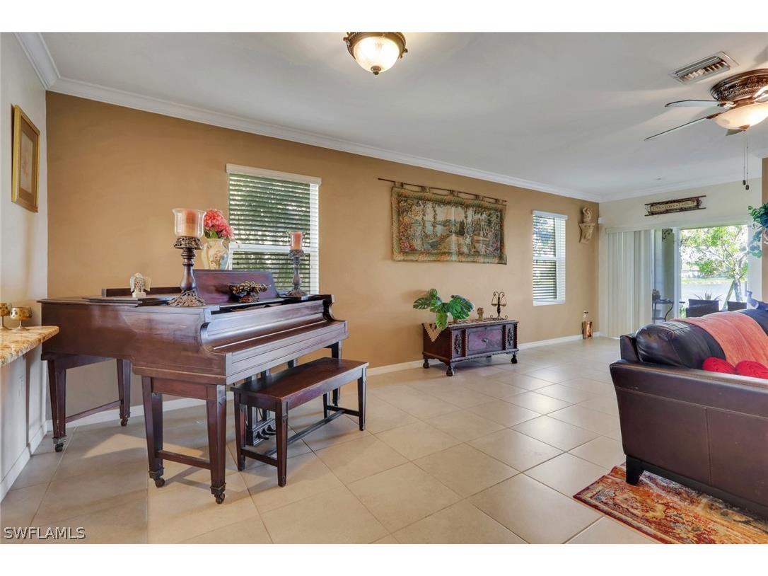 3440 Acapulco Circle Cape Coral FL 33909 226008876 image8