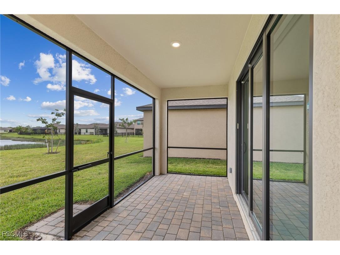 3440 Menores Way Fort Myers FL 33905 225060844 image18