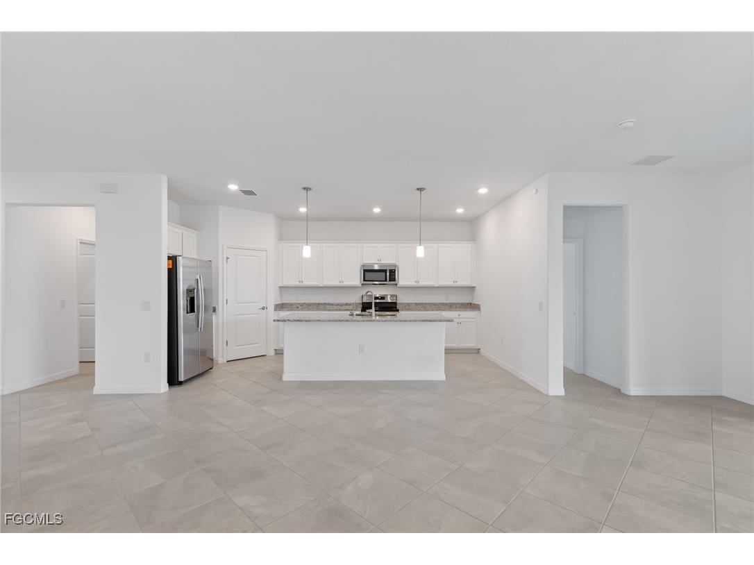 3440 Menores Way Fort Myers FL 33905 225060844 image9