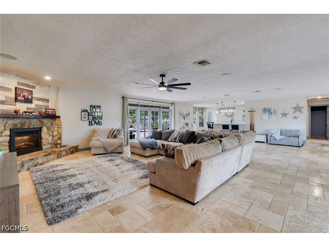 3440 Trail Dairy Circle North Fort Myers FL 33917 2026019224 image2