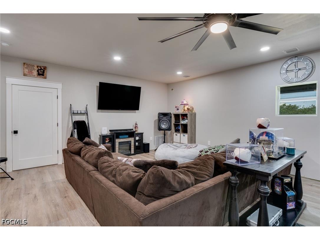 3440 Trail Dairy Circle North Fort Myers FL 33917 2026019224 image33