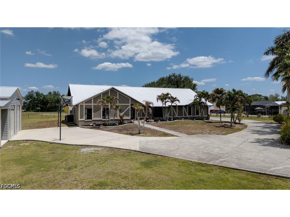 3440 Trail Dairy Circle North Fort Myers FL 33917 2026019224 image36