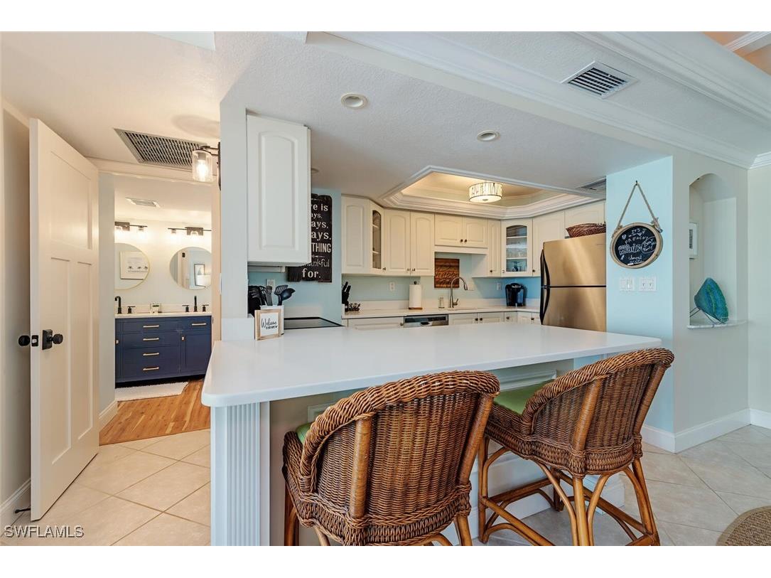 3443 Gulf Shore Boulevard N #214 Naples FL 34103 225077542 image5