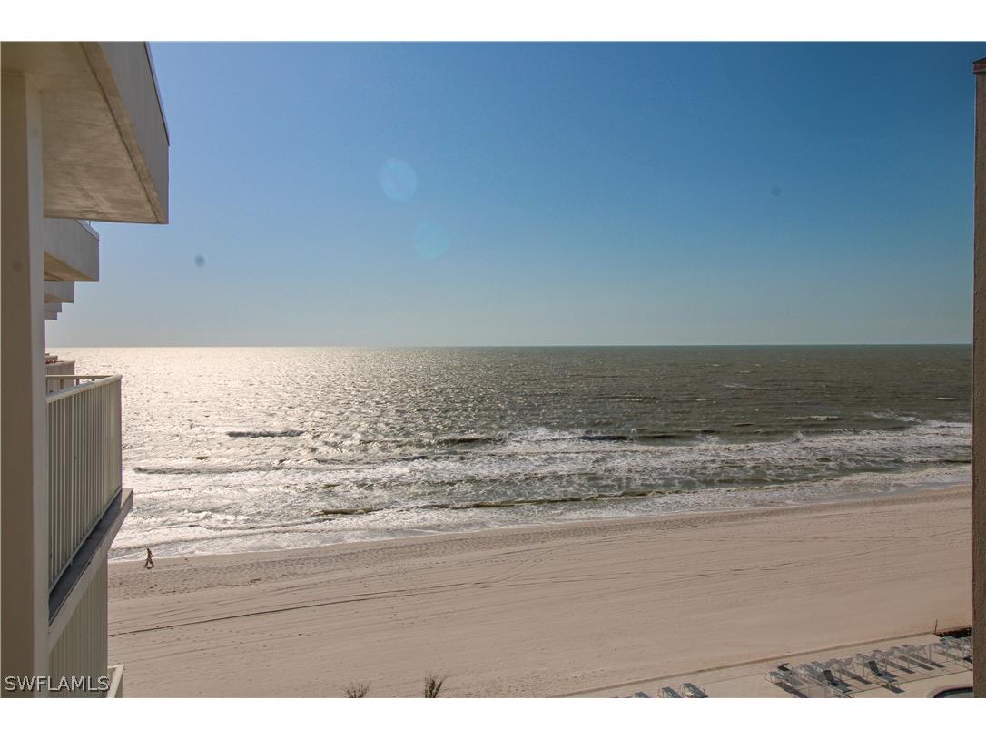 3443 Gulf Shore Boulevard N #213 Naples FL 34103 226012058 image1