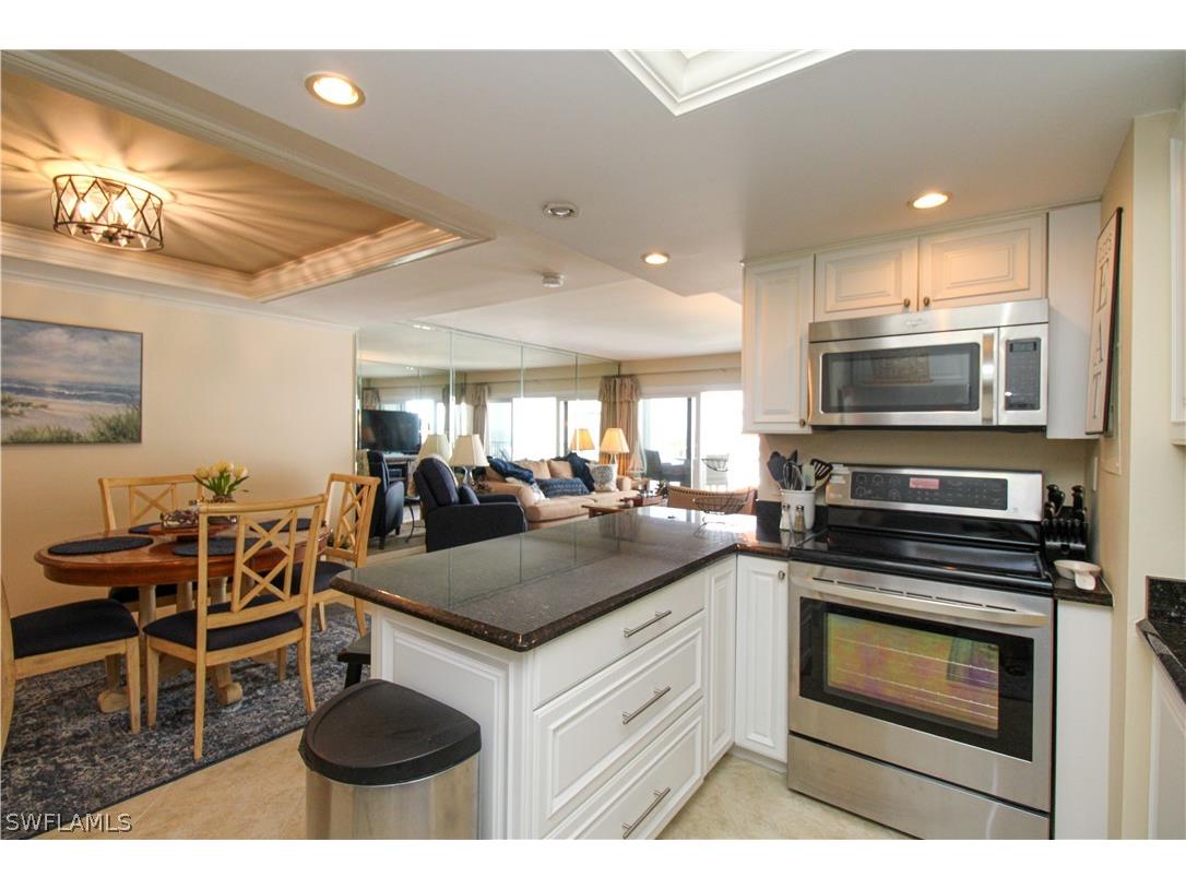 3443 Gulf Shore Boulevard N #213 Naples FL 34103 226012058 image20