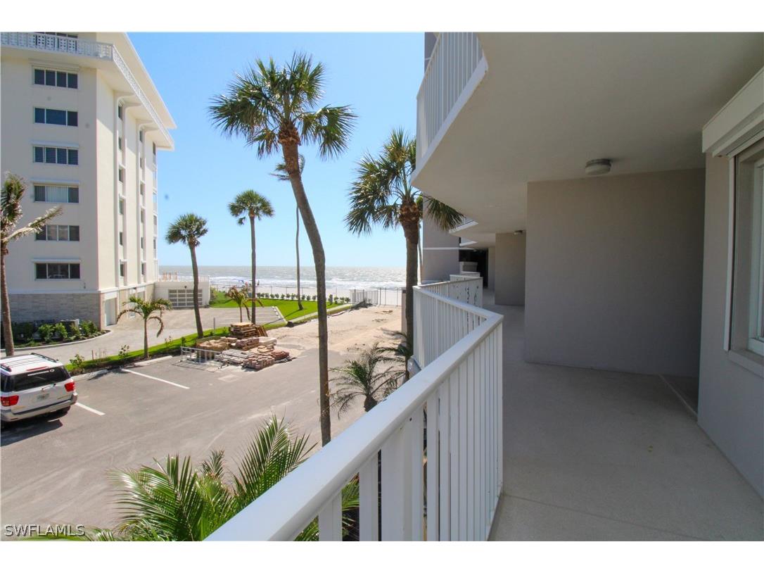 3443 Gulf Shore Boulevard N #213 Naples FL 34103 226012058 image6