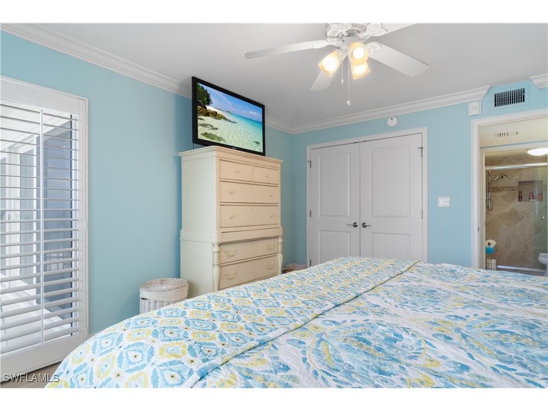 3443 Gulf Shore Boulevard N #303 Naples FL 34103 225063454 image9